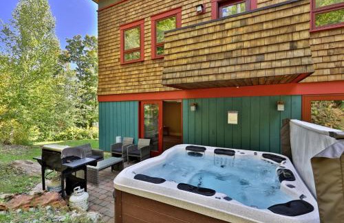 Central Vermont- Killington House | Vistas 92 - 4-Bedroom Luxury Ski On Ski Off Home with Hot Tub, Views, Amenity Center