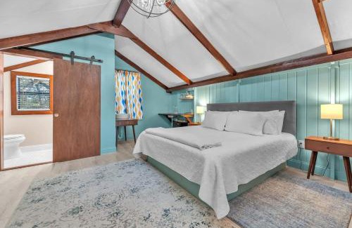 Fredericksburg House | Vitner Cottage: Hot tub-Pet friendly-10-Mins to Downtown!