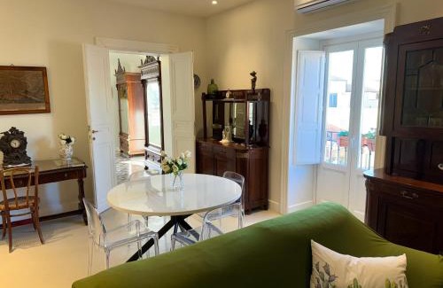 Old Town Apartment | Vittorio Emanuele Street House