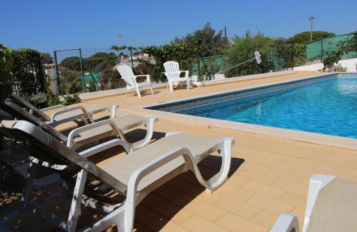 Mosqueira Villa | Vivenda ROSA Albufeira