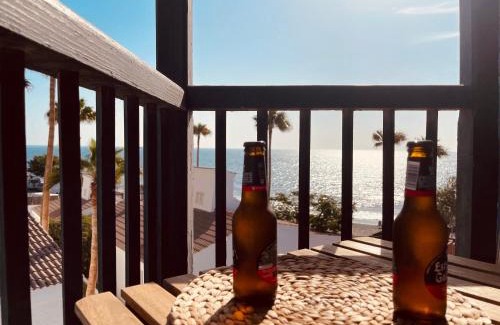 Playa del Aguila House | VIVIENDA ÚNICA EN PRIMERA LÍNEA DE PLAYA