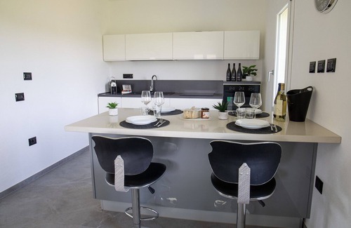 Monti Apartment | VivimiHome - Monti House