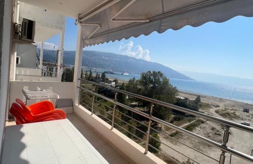 Mbrostar-Urë Apartment | Vlora Apartament(plazhi i vjeter)