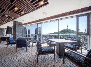 Hoehyeon-dong Hotel | voco Seoul Myeongdong by IHG