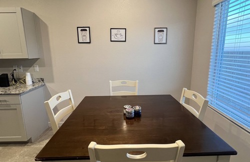 Centennial Hills House | Voluptuous 4 Bedroom new Home