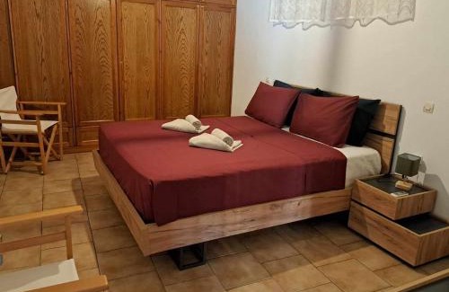 Vori House | Vori`s blue door country house