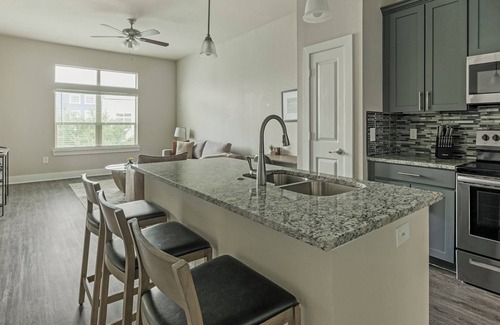 Nassau Bay Apartment | Voyager 1BD 1 - One Bedroom Apartment, Sleeps 2