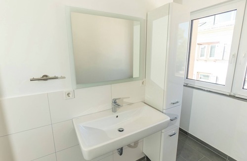 Mainz-Bingen Apartment | Vrbo Property