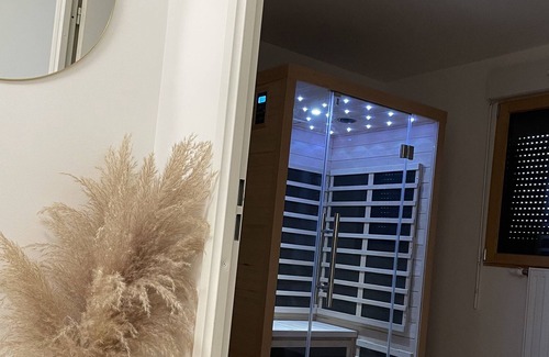 Vaux-le-Penil House | Vrbo Property