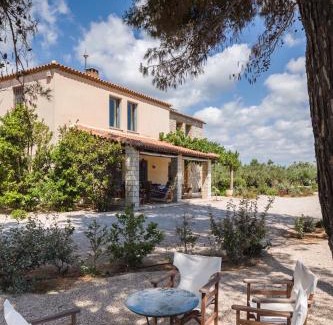 Vromonerion Villa | Vrysomylos