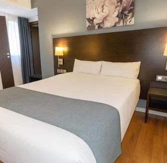 Zaragoza Old Town Hotel | VTZ Hotel Plaza España