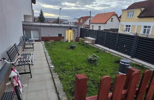 Prague 12 Apartment | Vu's Home - Apartment Garden - 30m2
