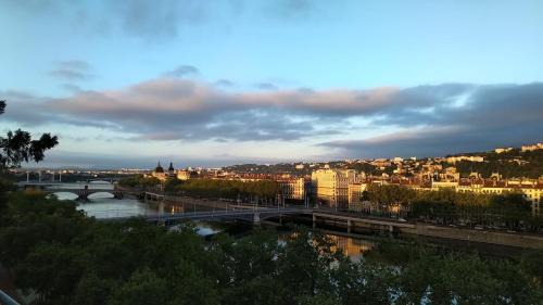 Moliere - Edgard Quinet Apartment | Vue exceptionnelle, Baignoire balnéo, Parking&Clim