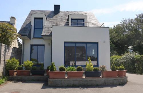 Saint-Gildas-de-Rhuys House | Vue sur la mer pour 8 personnes (200m de la plage)