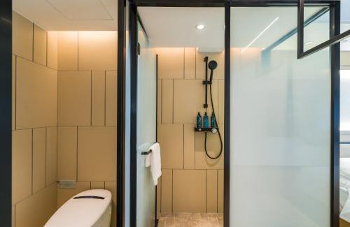 Shijingshan Hotel | VyLuk Wei Lai Hotel Beijing Shijingshan District Hotel 蔚徠酒店 北京石景山万达广场首钢园八宝山地铁站店