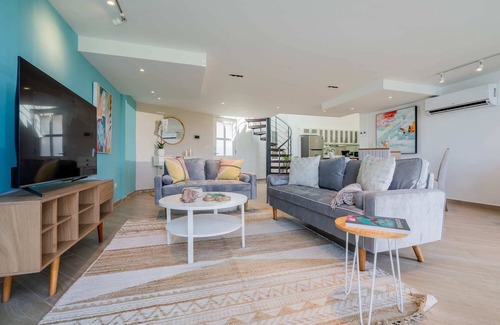 Casco Viejo Apartment | w* | Inviting 2BR w/ Fantastic View in Panama