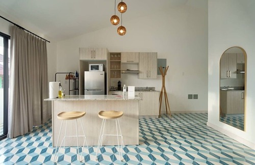 Santa Ana Apartment | w* | Magical Loft in Santa Ana