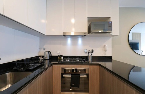 Petit Jean Ocharan Apartment | w* | Modern 2BR with Balcony in the Heart of Miraflores