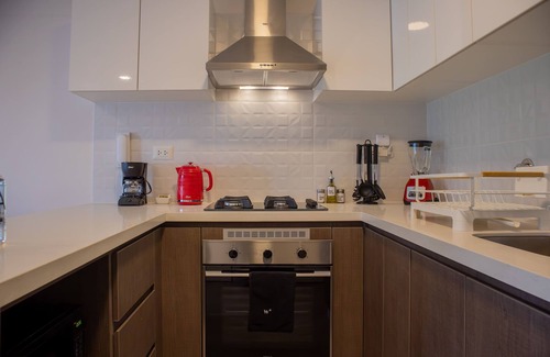 Leuro Apartment | w* | Striking 2BR w/Terrace in Miraflores