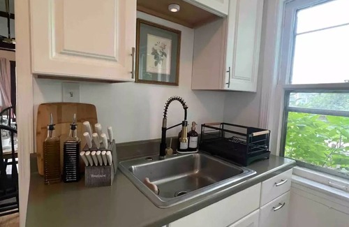 Lakewood House | Wabi-Sabi House - Lakewood 2 Bd Stay