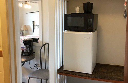 Wachapreague Hotel | Wachapreague Inn