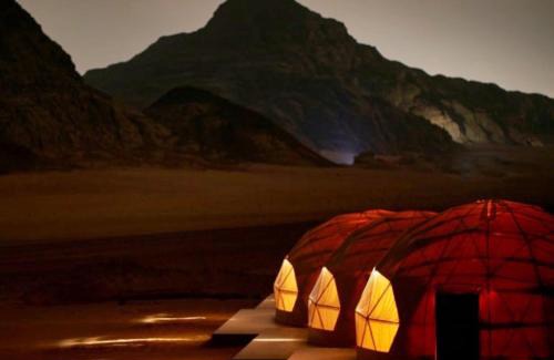 Wadi Rum Other | Wadi Rum Spring Moon & Jeep Tour