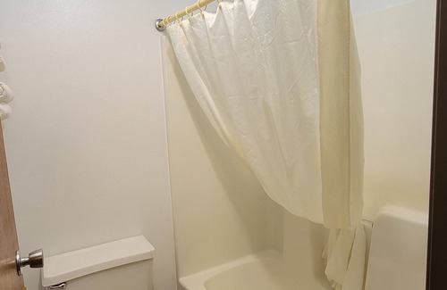 Wagner Hotel | Wagner Lakeside Motel