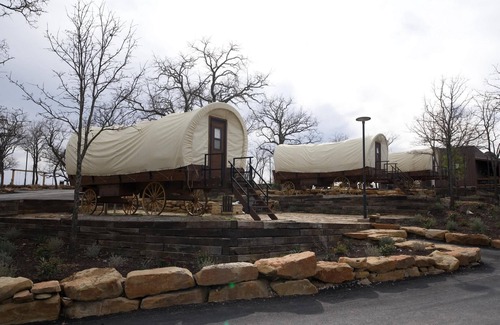 Bridgeport House | Wagon 2 - Modern Rustic Retreat - West Wagon with Breathtaking Views