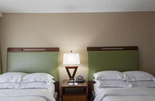 Waikiki Resort | Waikiki Beach Ocean View 2-story spacious Penthouse with 2 BD & 2.5 Bath