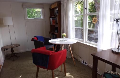 Diamond Harbour Bed & Breakfast | Waipapa - The Heart of the Harbour