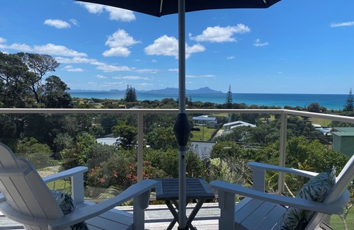 Waipu Cove Cottage | Waipu Cove Beach - BAREFOOT COTTAGE