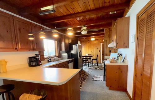 Tallahassee Ski Chalet | Wake to 180 lake sunrise & sunset views! Family, Fishing, Fun!