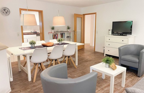 Titisee-Neustadt Apartment | Waldblick Titisee (W2) + Hochschwarzwald Card | near the lake 5 minutes