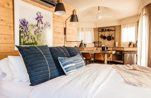 Johnson City Other | Walden Retreats Hill Country