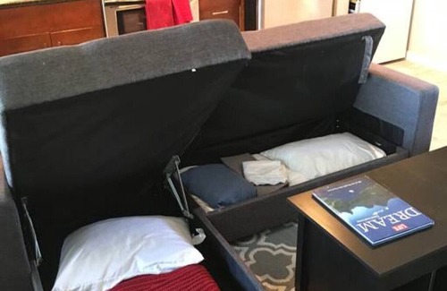 St. Petersburg Condo | Walk Everywhere | ❤️ of Downtown St Pete