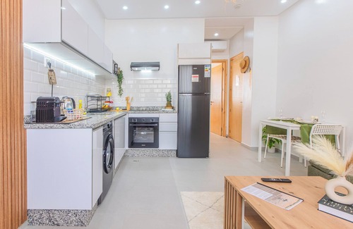 Imi Ouaddar Apartment | Walk to Beach & 10mn to Taghazout, Remote Work, AC & Free Parking