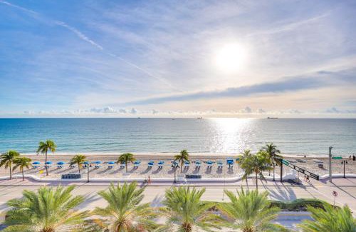 Central Beach Apartment | Walk to Beach and Dining! Luxe Fort Lauderdale Condo