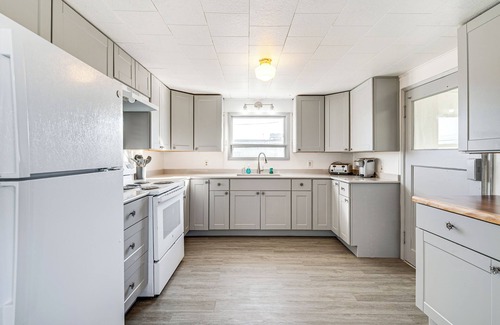 Westport Apartment | Walk to Beach & Harbor: Spacious Westport Apt!