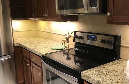 Mammoth Lakes Condo | Walk to Eagle Chair, close to trails - Spacious 2 BD/2 BA - Just remodeled
