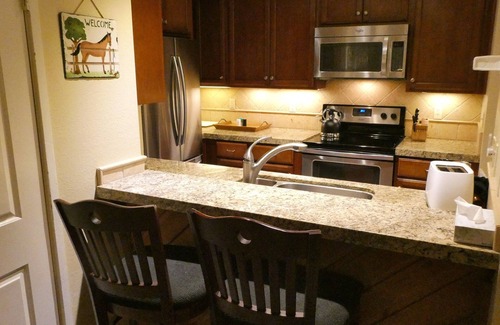 Mammoth Lakes Condo | Walk to Eagle Chair, close to trails - Spacious 2 BD/2 BA - Just remodeled