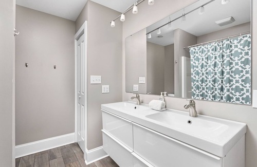 Fountain Square House | Walk to Fountain Square, Perfect for Gen Con!