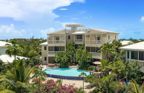 Leeward Settlement House | Walk to Grace Bay, Pool, Views! (#2)
