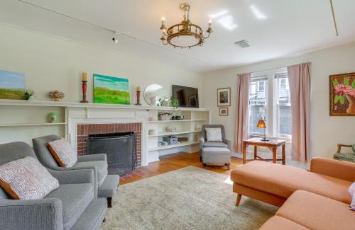 Newburgh House | Walk to Hudson River Waterfront Newburgh Home