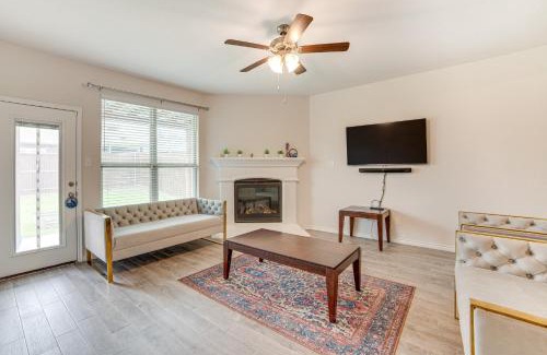 Forney House | Walk to Lake Ray Hubbard Spacious Family Home!