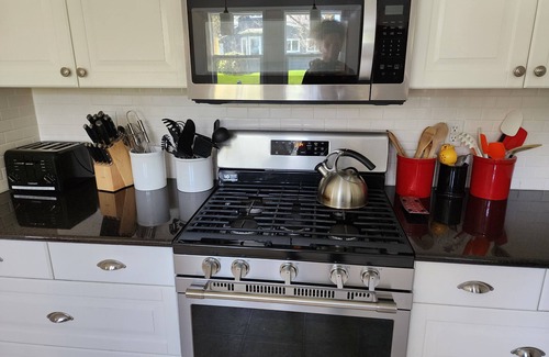 Gearhart House | Walk to the Beach & Coastal Comfort in Gearhart