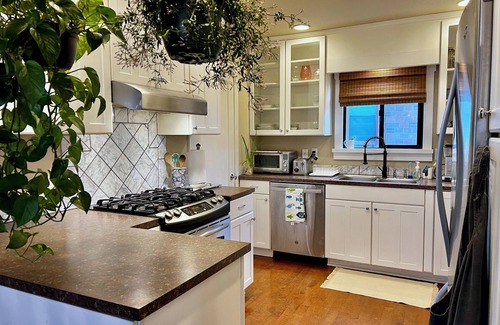 Renton House | Walk to The Landing & Lake from a Charming 1929 Bungalow