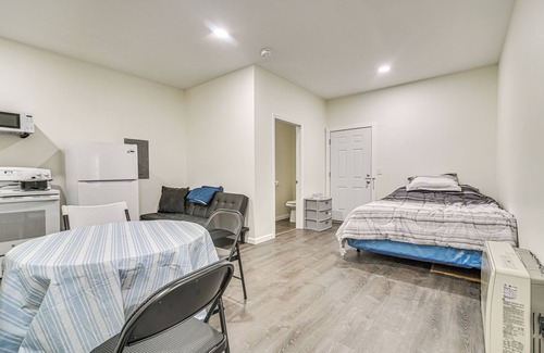 Waterville Apartment | Walkable, Low-Key Waterville Studio w/Parking!