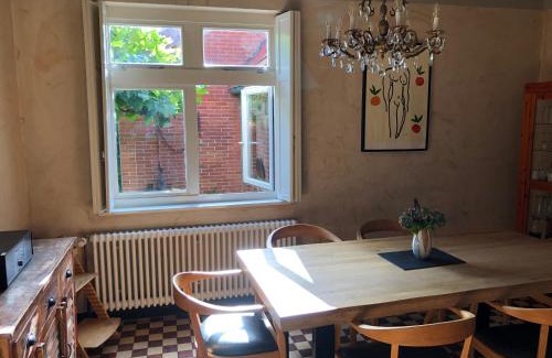Sogel House | Walke-Huus