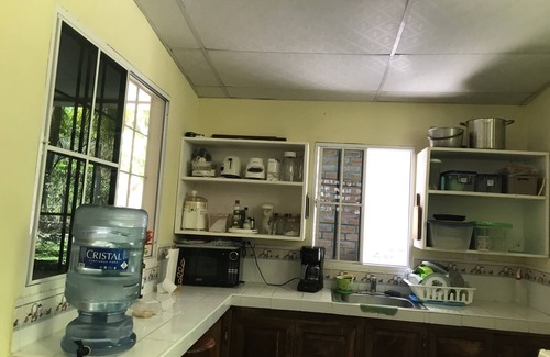 Tamanique House | Walking distance to the beach