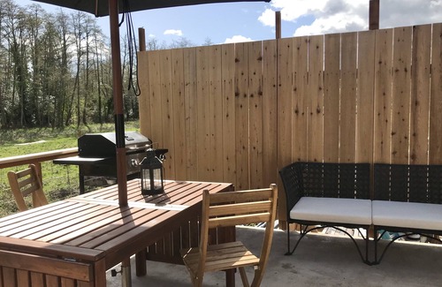 Vashon Island Apartment | Walking Distance to the town of Vashon, fireplace, patio, bbq.